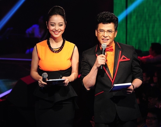 
	
	2 MC duyên dáng của chương trình: Thanh Bạch và Jennifer Phạm.